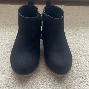 Cat and Jack Black Boots Kids Size 11